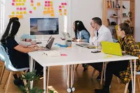 This image symbolises employees working at Infoway Group.